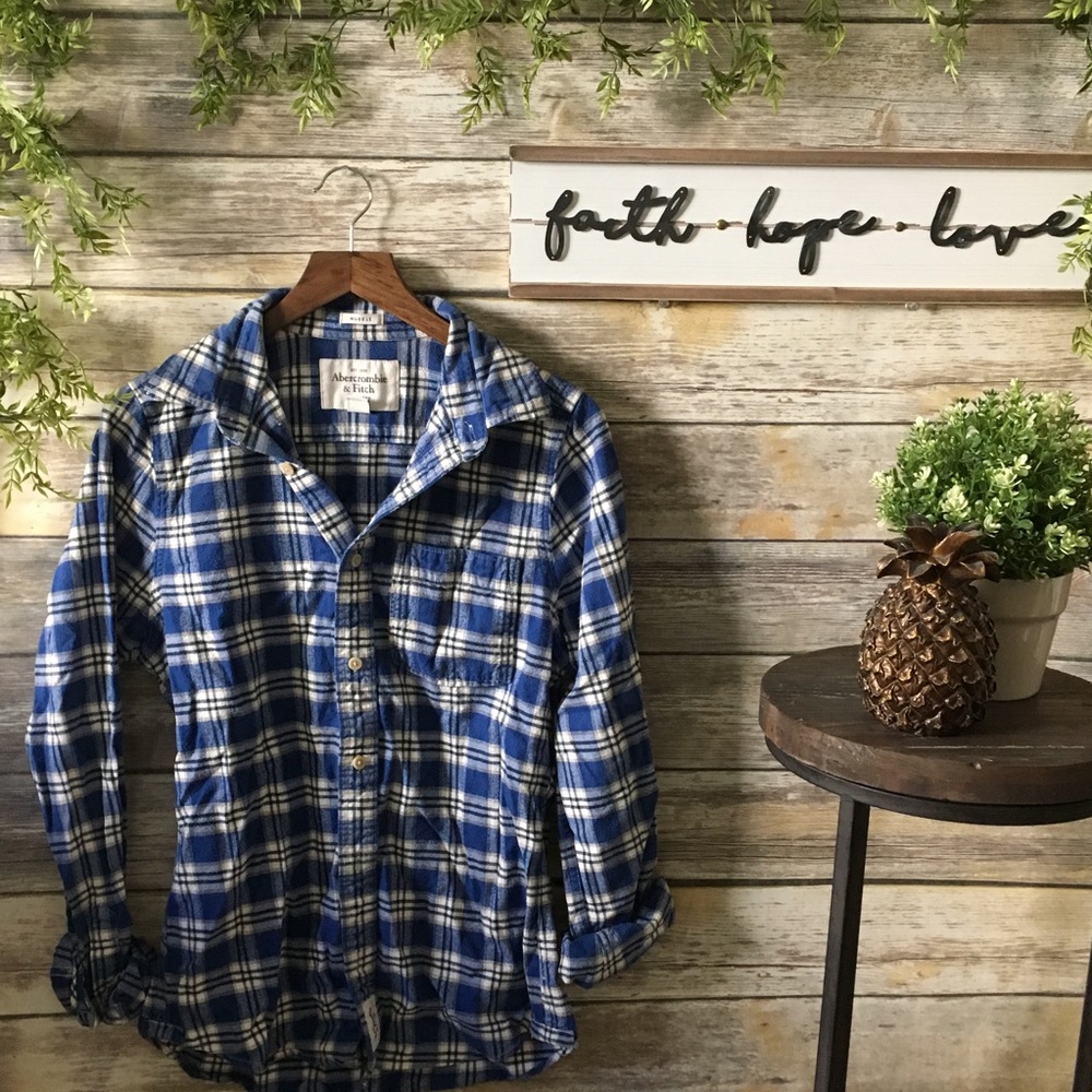 SOLD //ABERCROMBIE & FITCH FLANNEL - Picture 1 of 3